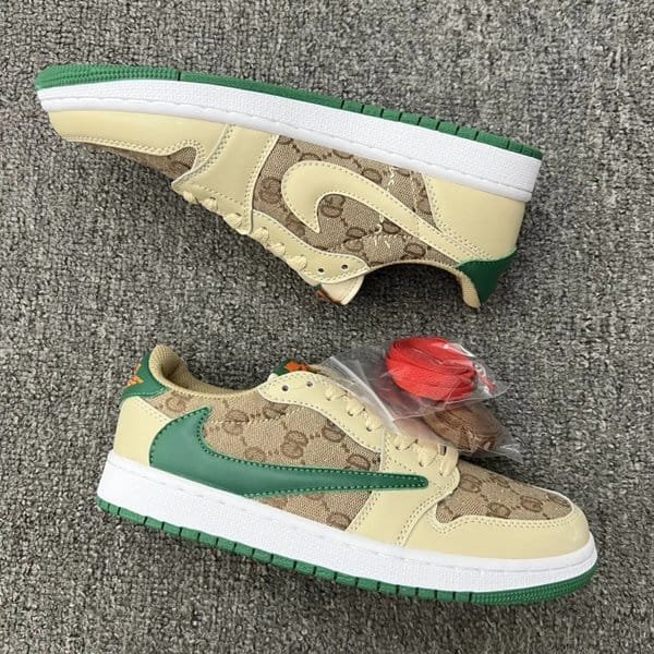 Travis Scott Jordan 1 Gucci