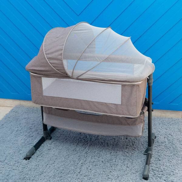 Baby-Co-sleeper-Foldable-Crib