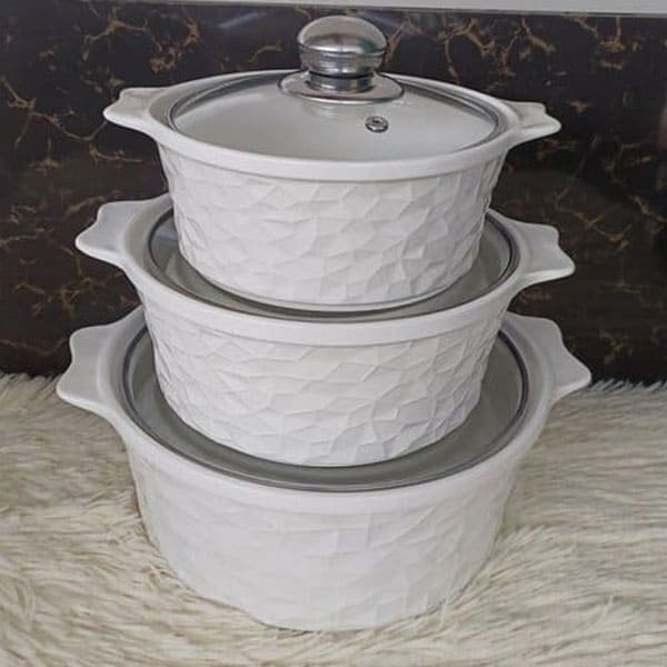 Serving dishes with lids clearance set