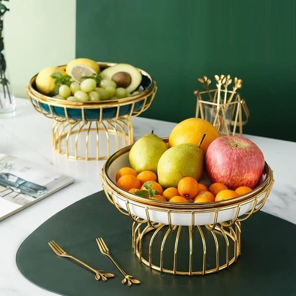 Modern-Ceramic-Tall-Fruit-Plate-Golden-Hollow-Dessert-Snack-Plate-Cake-Stand-Golden-Border-Jewelry-Cosmetic (1)