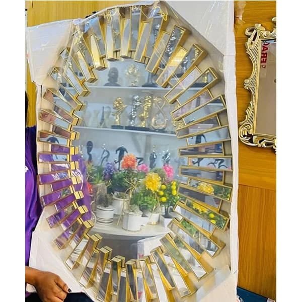 Oval shaped Sunburst wall decor mirror 1