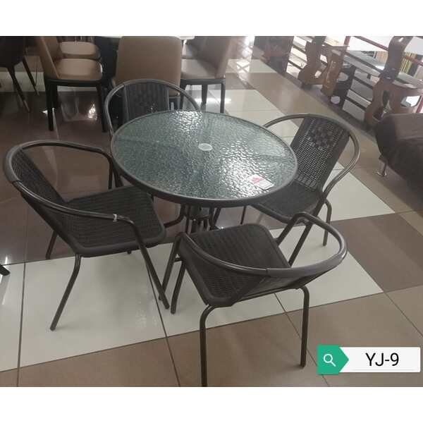 Round Outdoor Dining Set