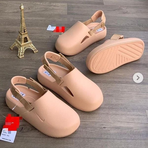 Unisex Calm Nike Mules 2
