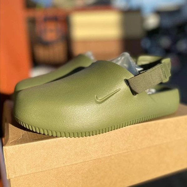 Unisex Calm Nike Mules