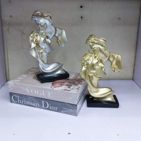 Resin Statue Home Decor Art Sculpture
