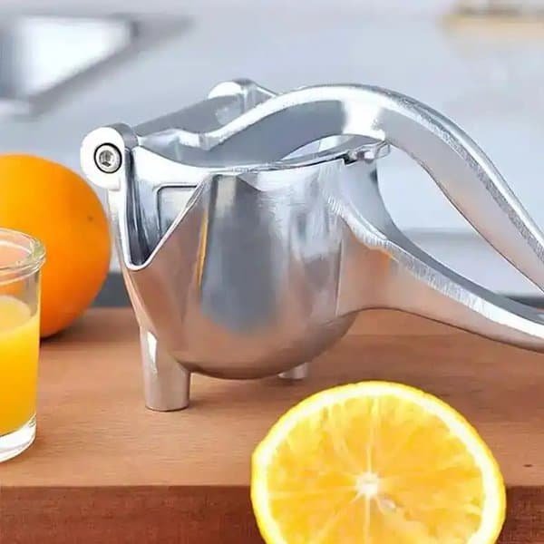 Manual Handheld Juicer