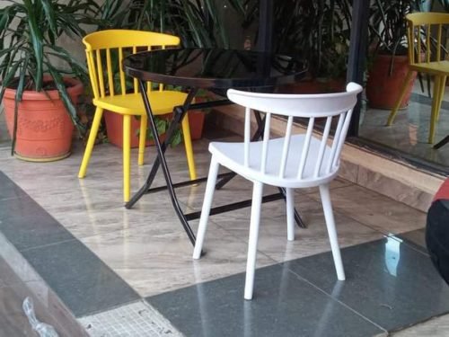 Plastic Chair With Plastic Legs