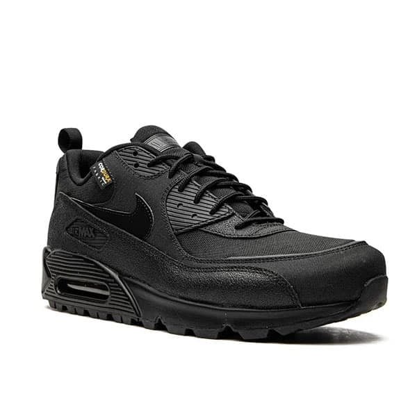 Air Max surplus black