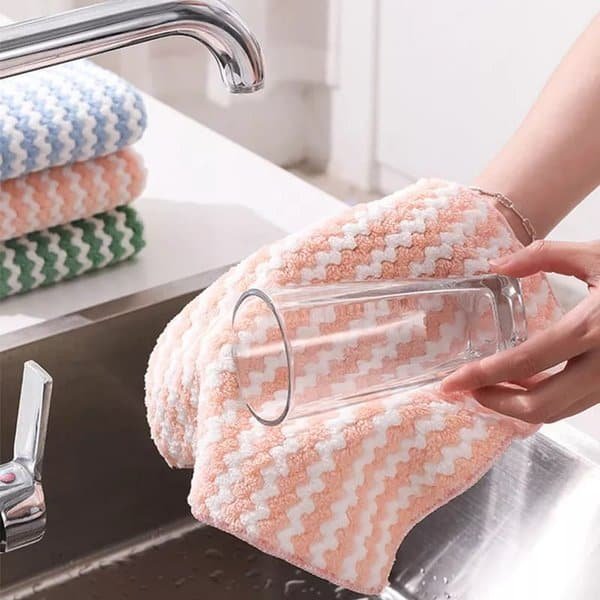 Absorbent Soft Towels