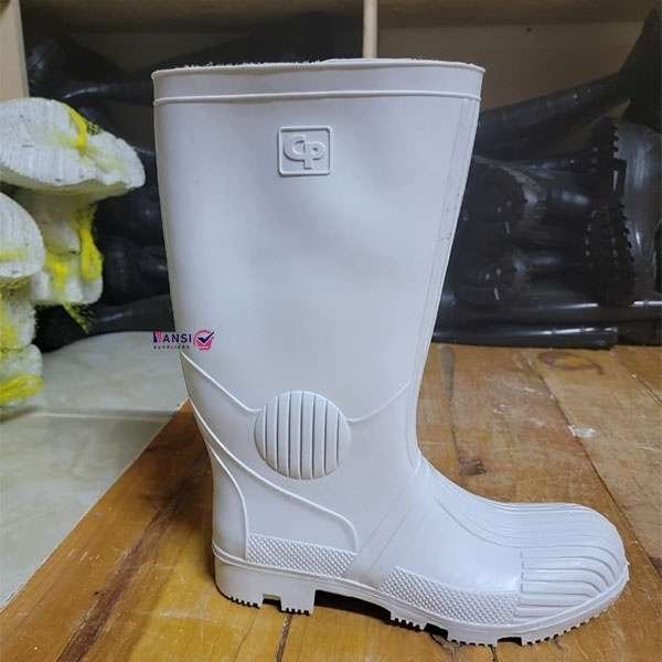 White Safety Gumboots Supplier in Kenya for Farms Factories Food Processing and Industrial Workplaces