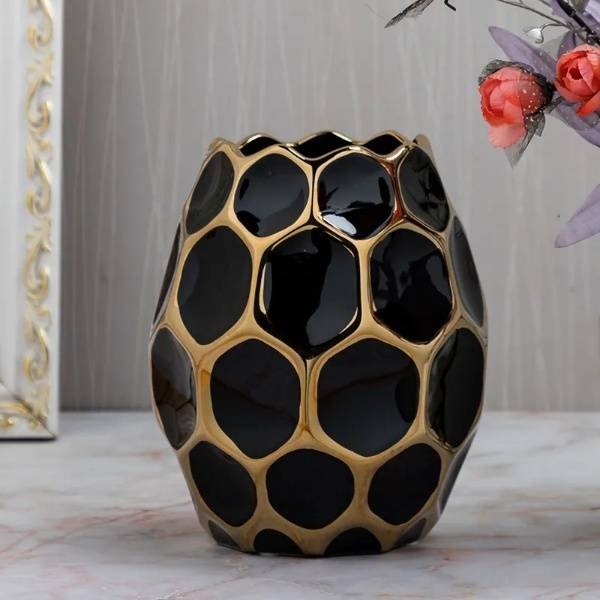 Wholesale-Ceramic-European-Style-Decoration-Vase-for-Living-Room-Modern-Minimalist-Creative-Flower-Vase2