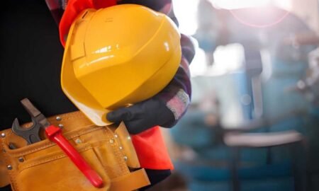 Types of Safety Helmets and How to Choose the Right One for Your Job Site