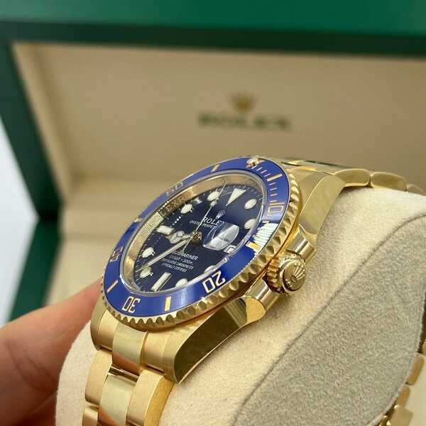 Men’s Rolex Submariner 16618 Oyster Automatic
